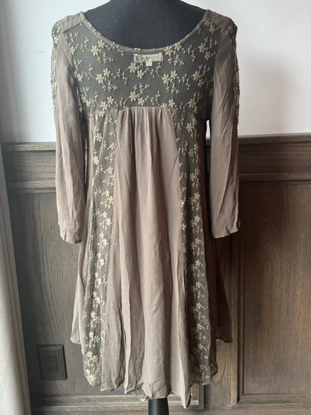 World Market Olive green boho hippie lace embroidery dress S/M - Picture 3 of 6